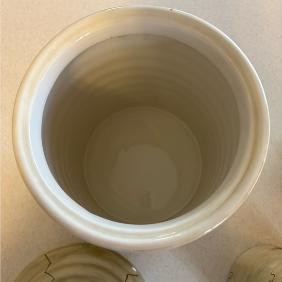 VTG Tabletops Unlimited Cabernet Collection Ceramic Canisters Set Of 3 - Picture 6 of 13